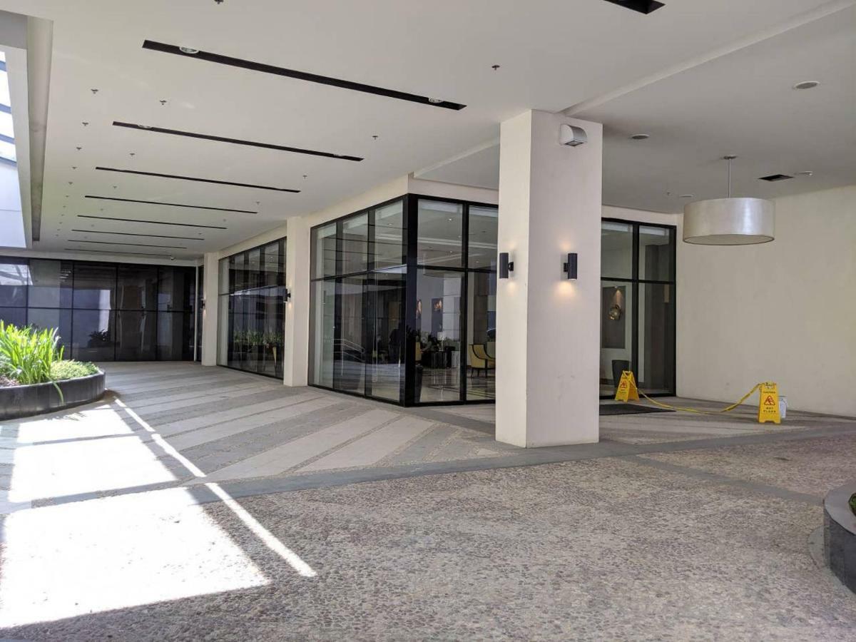Studio Condo Naia Airport Terminal 3 Newport City Casino 마닐라 외부 사진